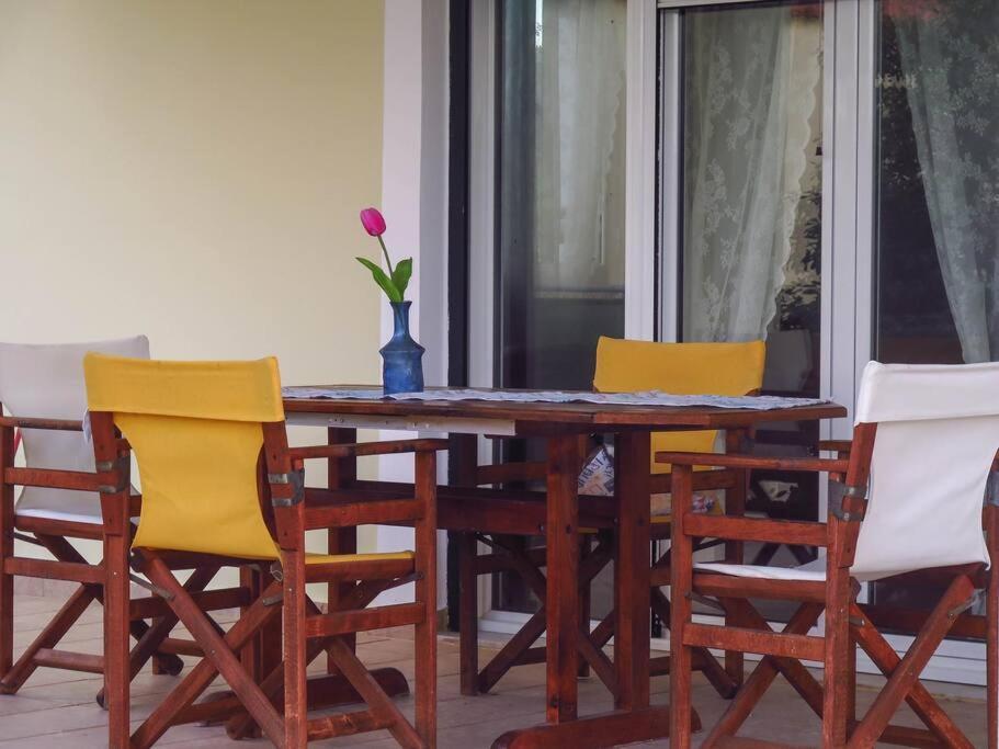 Villa Rania: Ευάερη Βίλα Με Θέα Τη Θάλασσα リクスリオン エクステリア 写真