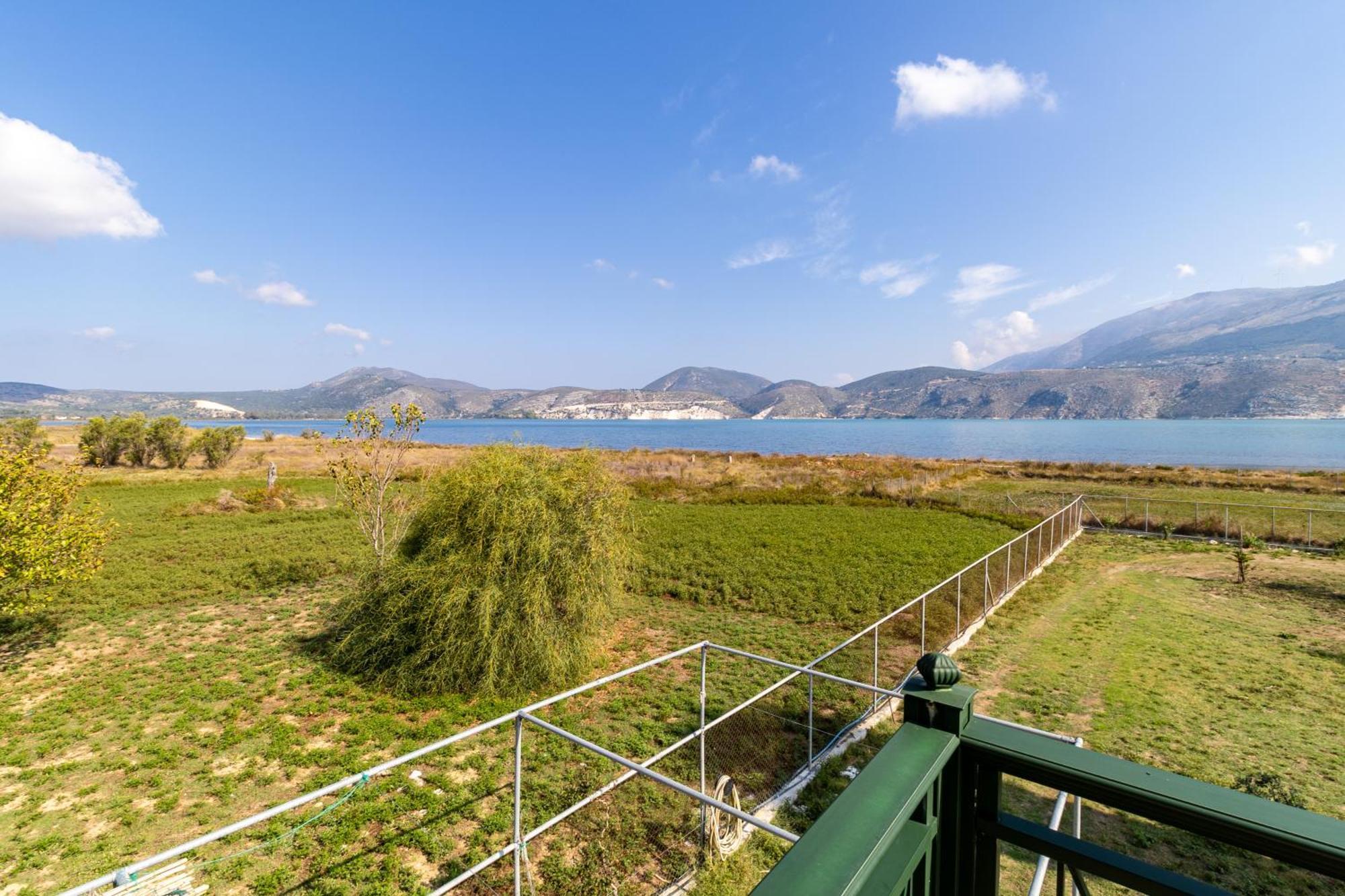 Villa Rania: Ευάερη Βίλα Με Θέα Τη Θάλασσα リクスリオン エクステリア 写真